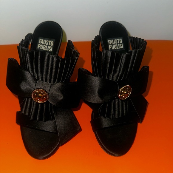 Black Fausto Puglisi heels - Picture 1 of 5